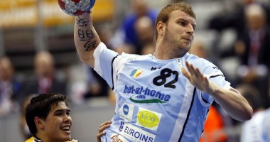 Stire din Sport : Ungurii nu l-au uitat pe Marian Cozma