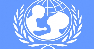 Stire din Social : UNICEF, sprijinit de Guvern în proiectele dedicate creșterii calității în educație