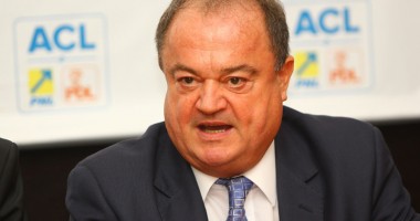Stire din Politică-Administrație : Vasile Blaga:  "Unificarea dreptei putea fi făcută în urmă cu aproape 10 ani"