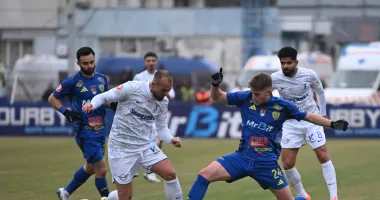 Stire din Sport : Farul Constanța a pierdut pe tern propriu în fața Unirii Slobozia