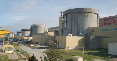 Stire din Economie : Unul dintre cele două reactoare ale Centralei nucleare de la Cernavodă a cedat. Reacția companiei