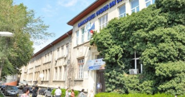 Stire din Eveniment : MITĂ la Universitatea "Ovidius"/ Complicele fostului rector, condamnat la închisoare cu suspendare