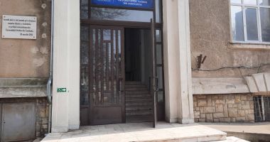 Ce se întâmplă cu sediul vechi al Universităţii „Ovidius”. „Clădirea a fost evacuată” - 2