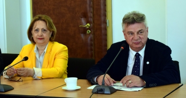 Universitatea "Ovidius" și Clubul Nautic Român au semnat contractul de colaborare - 2