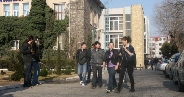Stire din Cultură-Educație : Cu ce noutăți se deschide anul universitar la Constanța