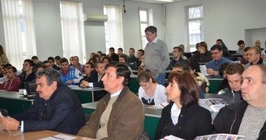 Stire din Cultură-Educație : Iată care studenți de la "Ovidius" primesc burse în euro