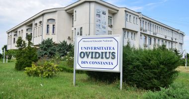 Stire din Cultură-Educație : Universitatea „Ovidius” se laudă cu mai mulţi studenţi