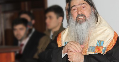 Stire din Cultură-Educație : Universitatea "Ovidius"/IPS Teodosie a renunțat la demisie