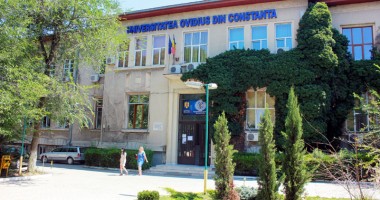 Stire din Cultură-Educație : Ce facultăți mai oferă locuri în sesiunea de toamnă