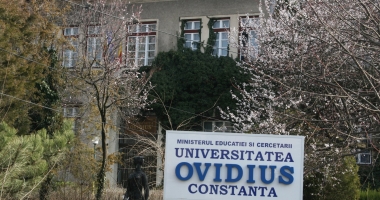 Stire din Cultură-Educație : "Maratonul Facultăților de Drept" ajunge la Universitatea "Ovidius"