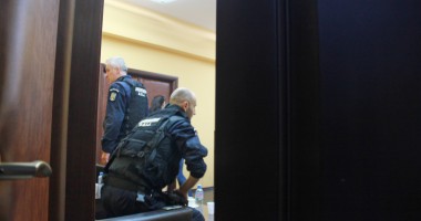 UPDATE / PERCHEZIȚII la UNIVERSITATEA OVIDIUS din CONSTANȚA. Rectorul DĂNUȚ EPURE, suspectat de fapte de corupție - 4