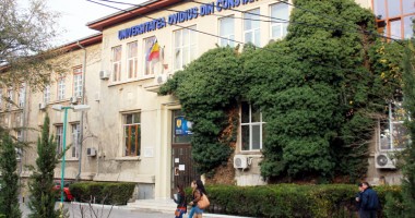 Stire din Cultură-Educație : Vremuri tulburi la Universitatea "Ovidius". Iată situația financiară