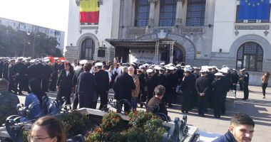 Mult succes, studenți! Deschidere de an universitar, în Piața Ovidiu - 2