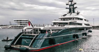 Stire din Economie : Un mega-yacht de 250 de milioane de dolari a fost confiscat