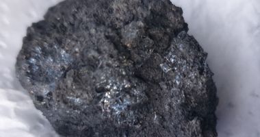Un profesor din Iași susține că fragmente de meteorit au căzut într-o localitate din județ