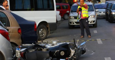 Stire din Eveniment : Motociclist implicat într-un accident rutier / Galerie foto