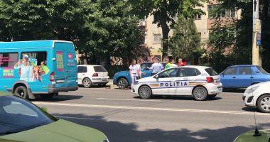 GALERIE FOTO / Accident rutier în cartierul Tomis 3. Patru mașini, avariate - 4