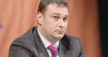 Stire din Politică-Administrație : UNPR câștigă "teren" la Constanța. Deputatul Florin Gheorghe s-a înscris în partid!