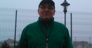 Stire din Cultură-Educație : Un profesor care are curajul de a vorbi: "Pierdem copiii, va fi un rău iremediabil!"