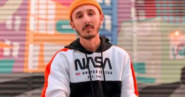 Stire din Social : Un tânăr muzician constănțean trăiește visul american