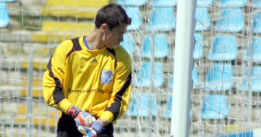 Stire din Sport : Vlad Neagu, "îngerul păzitor" al Farului