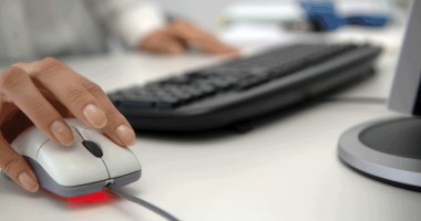 Stire din Diverse : A acuzat de viol un bărbat pe care l-a văzut doar pe Facebook