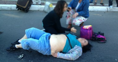 IMAGINI ȘOCANTE! Accident rutier GRAV în CONSTANȚA. TREI femei, SPULBERATE de pe o trecere de pietoni - 2