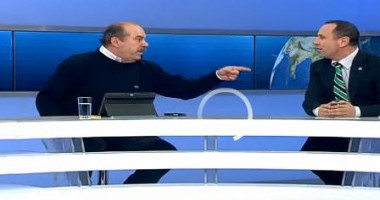 Stire din Politică-Administrație : Fără precedent! Un președinte de partid a chemat poliția ÎN DIRECT, în timpul unei emisiuni TV