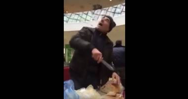 Stire din Fun : VIDEO genial! Are și omu' dreptate! Un ardelean face senzație la mall