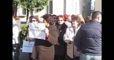 Stire din Economie : VIDEO. FISCUL CONSTĂNȚEAN A INTRAT ÎN GREVĂ SPONTANĂ