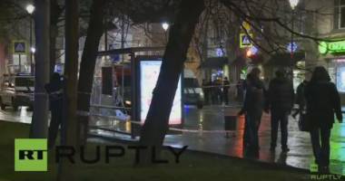 Stire din Actualitate : O bombă a explodat într-o stație de autobuz!