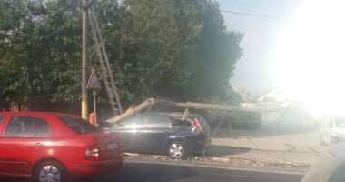 ACCIDENT RUTIER LA CONSTANȚA / MAȘINĂ IZBITĂ ÎNTR-UN STÂLP DE ELECTRICITATE - 2