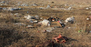 Stire din Social : Mizerii și garaje în loc de stradă și civilizație. Un mega-proiect de urbanism, blocat de Armată. În Tomis Nord, arma care îl îngrozește pe Putin!
