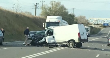 CARNAGIU LA CONSTANȚA / TREI MORȚI ȘI O PERSOANĂ ÎN COMĂ. PERICOL DE EXPLOZIE! - 2