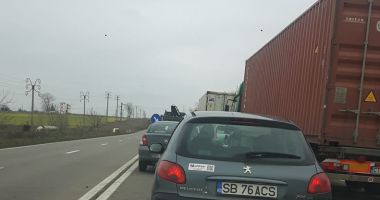 Stire din Eveniment : Accident pe DN3, între Constanța și Valu lui Traian. Circulație îngreunată!