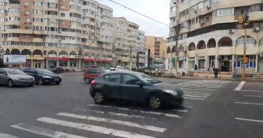 VIDEO. LEGEA JUNGLEI, ZI DE ZI, ÎNTR-O INTERSECȚIE DIN CONSTANȚA: "Numărați câte amenzi ați da și câte permise suspendate ați avea la fiecare două minute" - 2