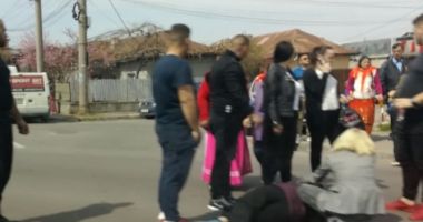 Galerie foto. ACCIDENT RUTIER LA CONSTANȚA. Pieton lovit de o mașină, pe bulevardul Brătianu - 4