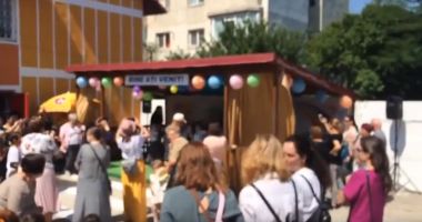 VIDEO. MICII ROCKERI DIN CONSTANȚA! Serbare de sfârșit de an, pe muzica AC/DC