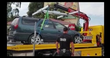 Stire din Social : Încă o mașină a comercianților iliciți, ridicată de Poliția Locală