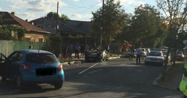 Galerie foto. ACCIDENT RUTIER LA CONSTANȚA! Un autoturism s-a răsturnat! - 3