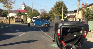 Galerie foto. ACCIDENT RUTIER LA CONSTANȚA! Un autoturism s-a răsturnat! - 4