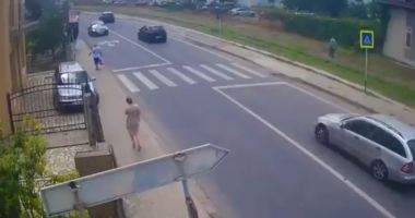 VIDEO ȘOCANT! Pieton spulberat pe trecere, la Mangalia!