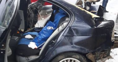 TRAGEDIE RUTIERĂ LA CONSTANȚA! Și-a pierdut viața după ce mașina în care se afla s-a izbit de un copac - 2
