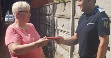 FAPTE BUNE. Un jandarm de la Gruparea Mobilă „Tomis” a recuperat banii unei femei. „Erau pentru renovarea casei!”