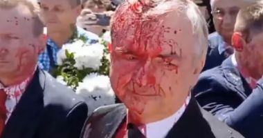 Stire din Actualitate : Clipe de panică pentru ambasadorul Rusiei în Polonia. Atacat de localnici înfuriaţi!