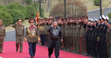 Stire din Actualitate : Kim Jong Un: „E timpul ca ţara să fie pregătită mai mult ca oricând de război”