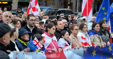 Stire din Actualitate : Bruxellesul avertizează: Legea privind agenţii străinătăţii pune în pericol aderarea Georgiei la UE