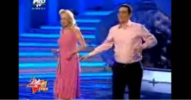 Stire din Fun : Mori de râs dacă revezi asta! Victor Ponta și Daciana Sârbu, la "Dansez pentru tine" - VIDEO