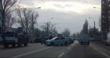 ACCIDENT RUTIER în zona Mega Image din Mamaia. Mai multe mașini implicate. Poliția, la fața locului - 2