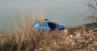 Accident în jud. Constanța. S-a răstunat cu mașina, după ce a pierdut controlul direcției de mers - 2